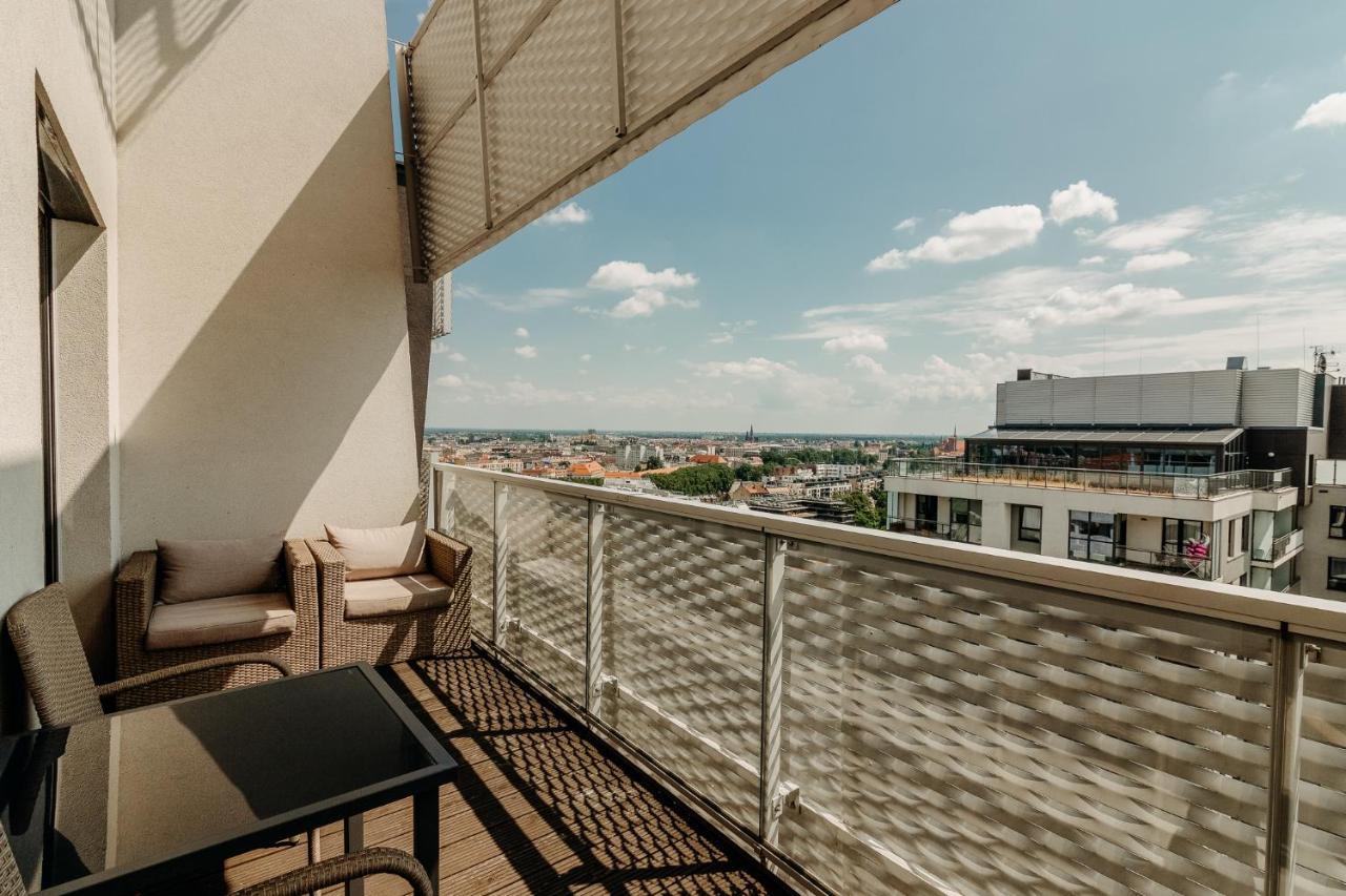 Apartamenty City Tower Od Wroclawapartament-Pl ภายนอก รูปภาพ
